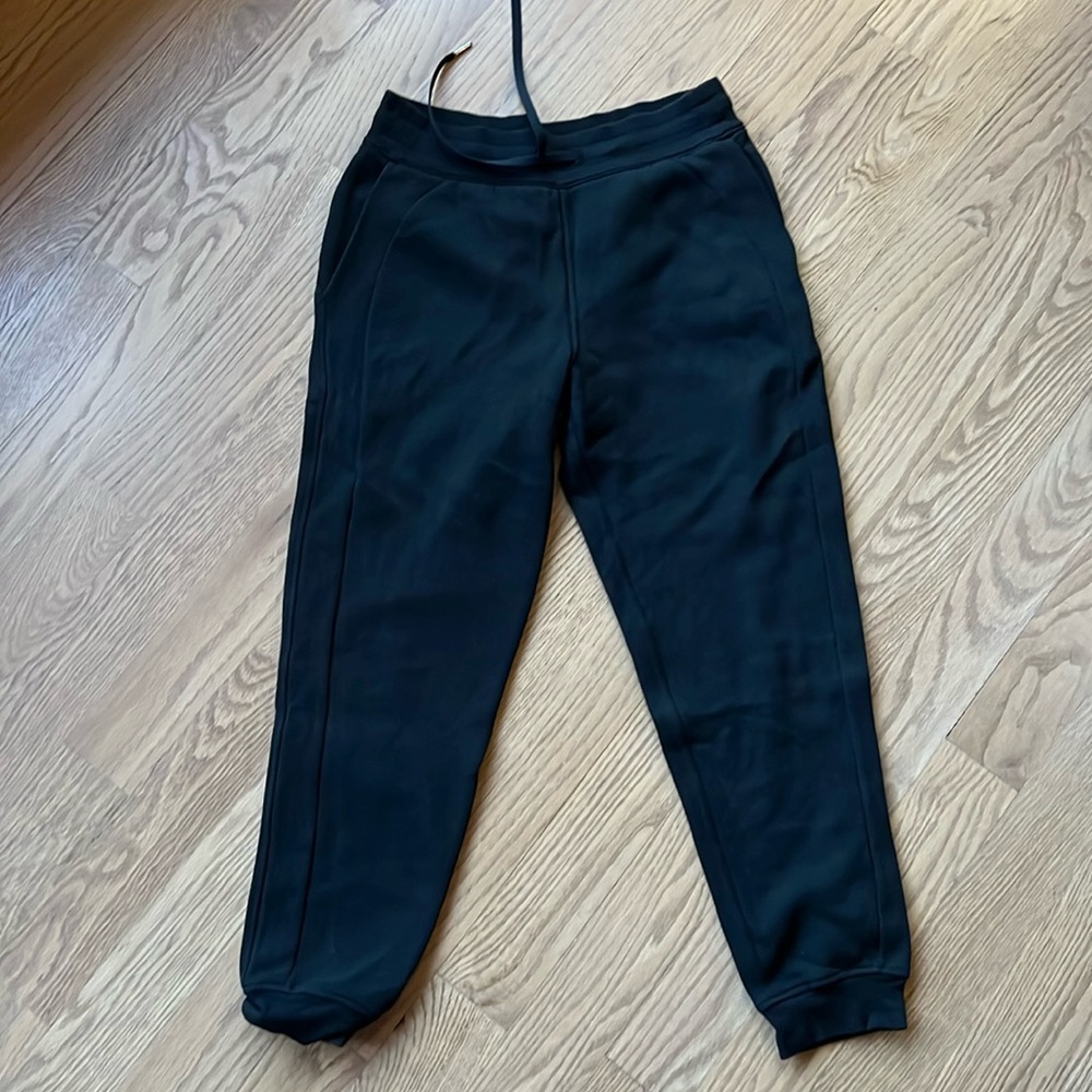 Lululemon Scuba joggers